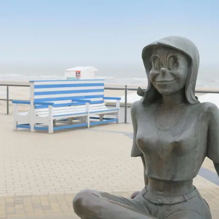 Charming With Cozy Terrace * Middelkerke