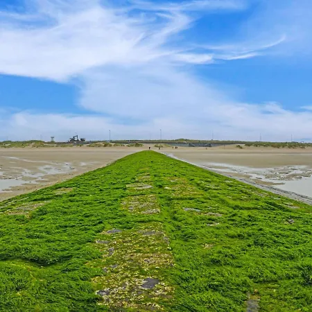 Apartamento Charming With Cozy Terrace *