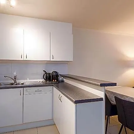 Διαμέρισμα Charming With Cozy Terrace *